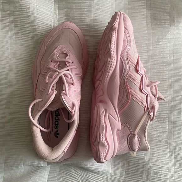 COPY - Ozweego clear pink adidas - Picture 4 of 6